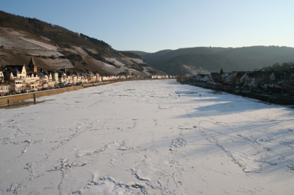 Zell-Eisgang-Winter-2011-12-C